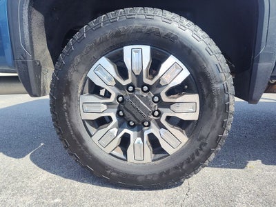 2024 GMC Sierra 2500HD 4WD Crew Cab Standard Bed Denali