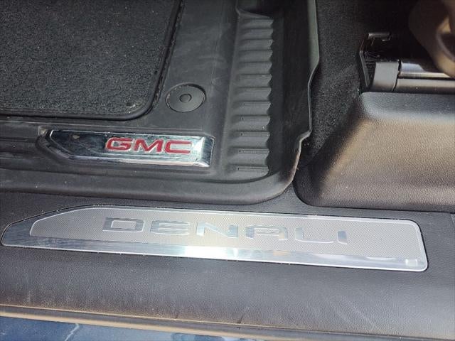 2024 GMC Sierra 2500HD 4WD Crew Cab Standard Bed Denali