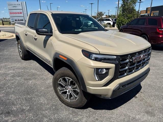 2024 GMC Canyon 4WD AT4
