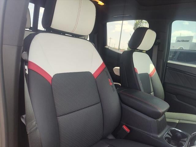 2024 GMC Canyon 4WD AT4X