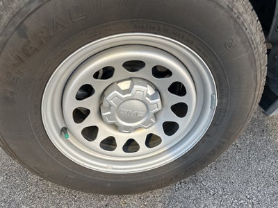 2024 GMC Sierra 1500 4WD Crew Cab Short Box Pro