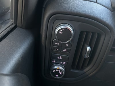 2024 GMC Sierra 1500 4WD Crew Cab Short Box Pro