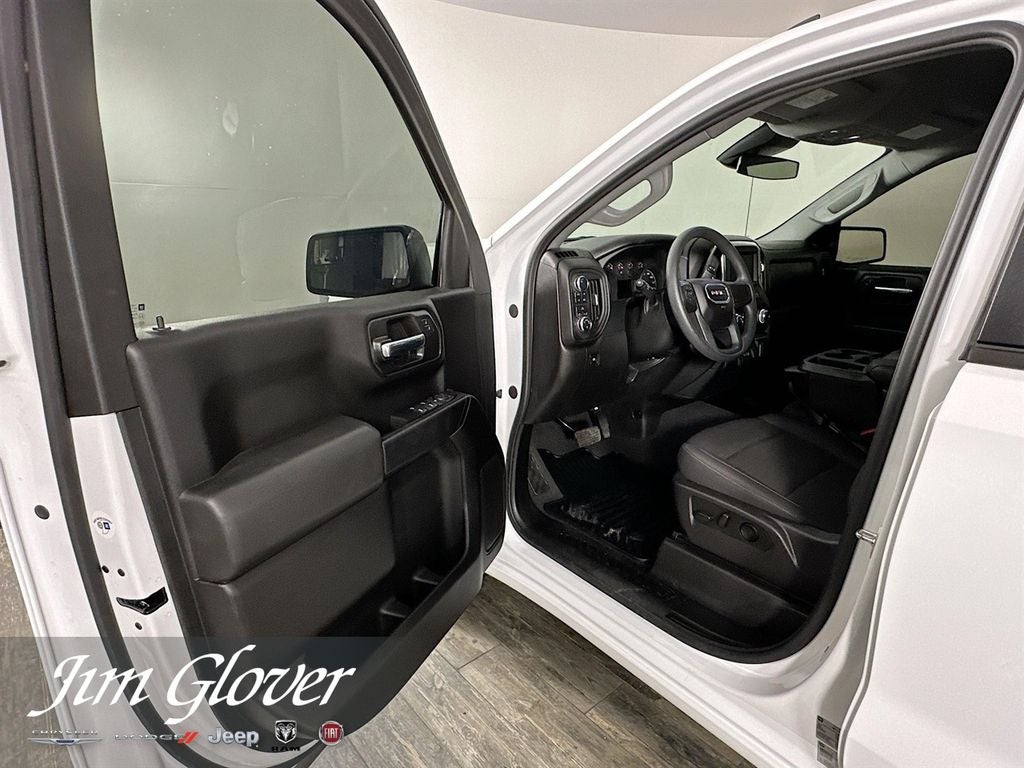 2024 GMC Sierra 1500 4WD Crew Cab Short Box Pro