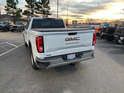 2024 GMC Sierra 1500 4WD Crew Cab Short Box Pro