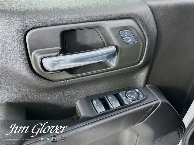 2024 GMC Sierra 1500 4WD Crew Cab Short Box Pro