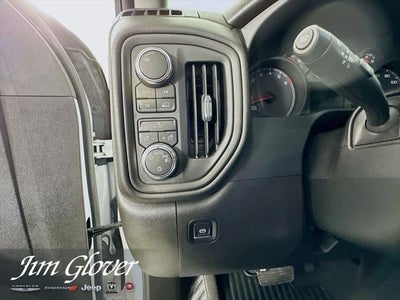 2024 GMC Sierra 1500 4WD Crew Cab Short Box Pro