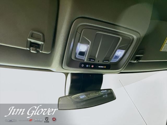 2024 GMC Sierra 1500 4WD Crew Cab Short Box Pro