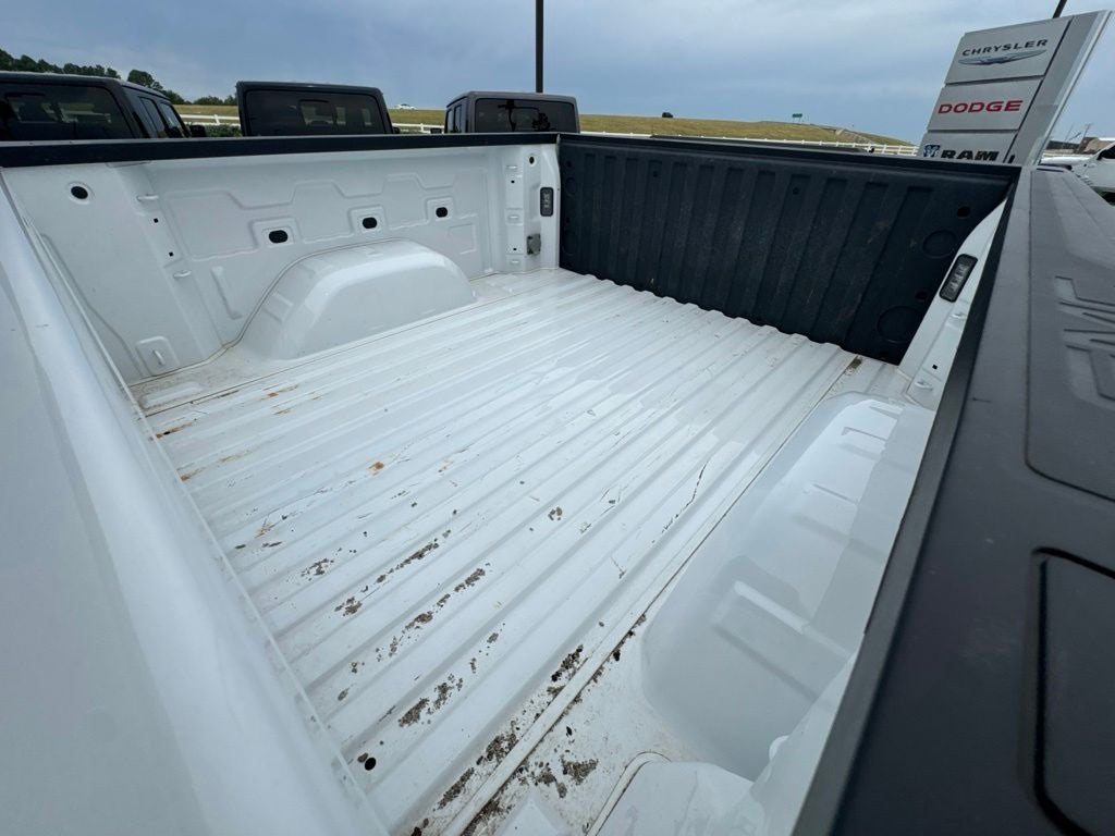 2024 GMC Sierra 1500 4WD Crew Cab Short Box Elevation with 3SB