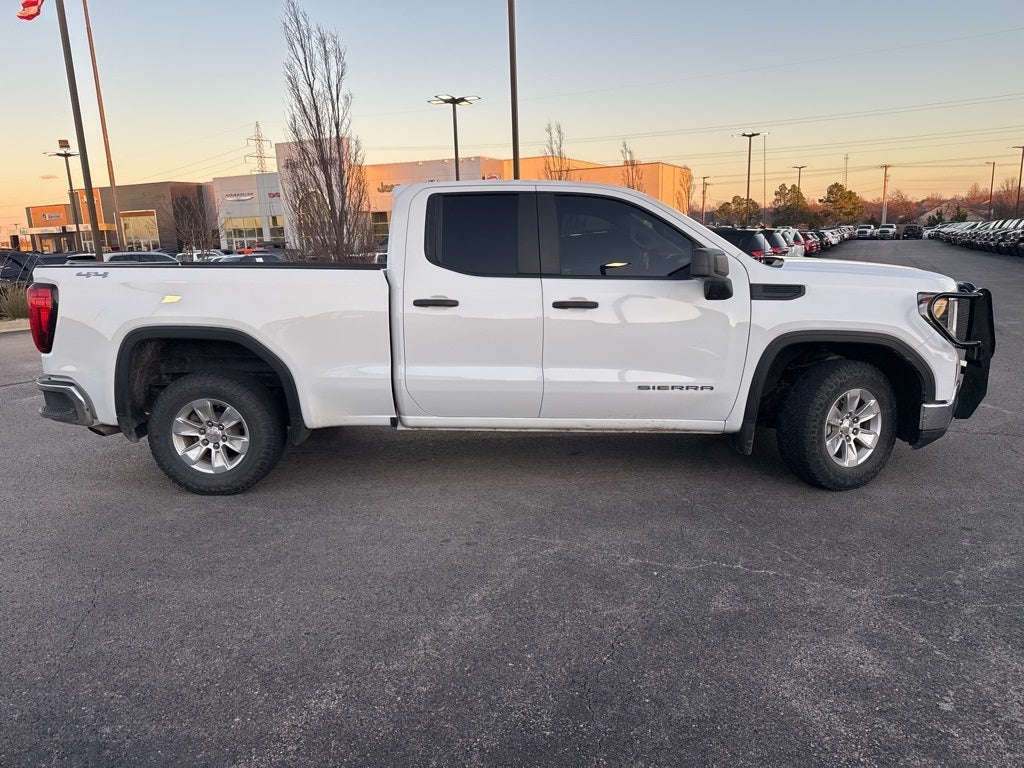 2022 GMC Sierra 1500 4WD Double Cab Standard Box Pro