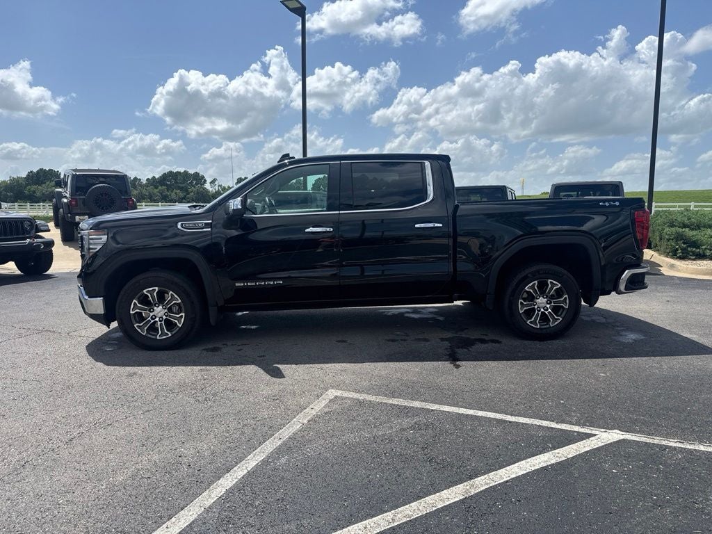 2026 GMC Sierra 1500 Crew Cab, Short Bed, SLT, 4WD