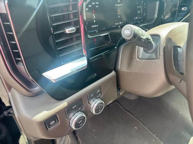 2026 GMC Sierra 1500 Crew Cab, Short Bed, SLT, 4WD