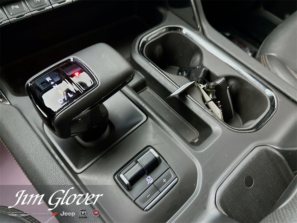 2023 GMC Sierra 1500 4WD Crew Cab Short Box AT4