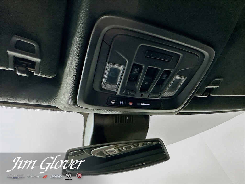 2023 GMC Sierra 1500 4WD Crew Cab Short Box AT4