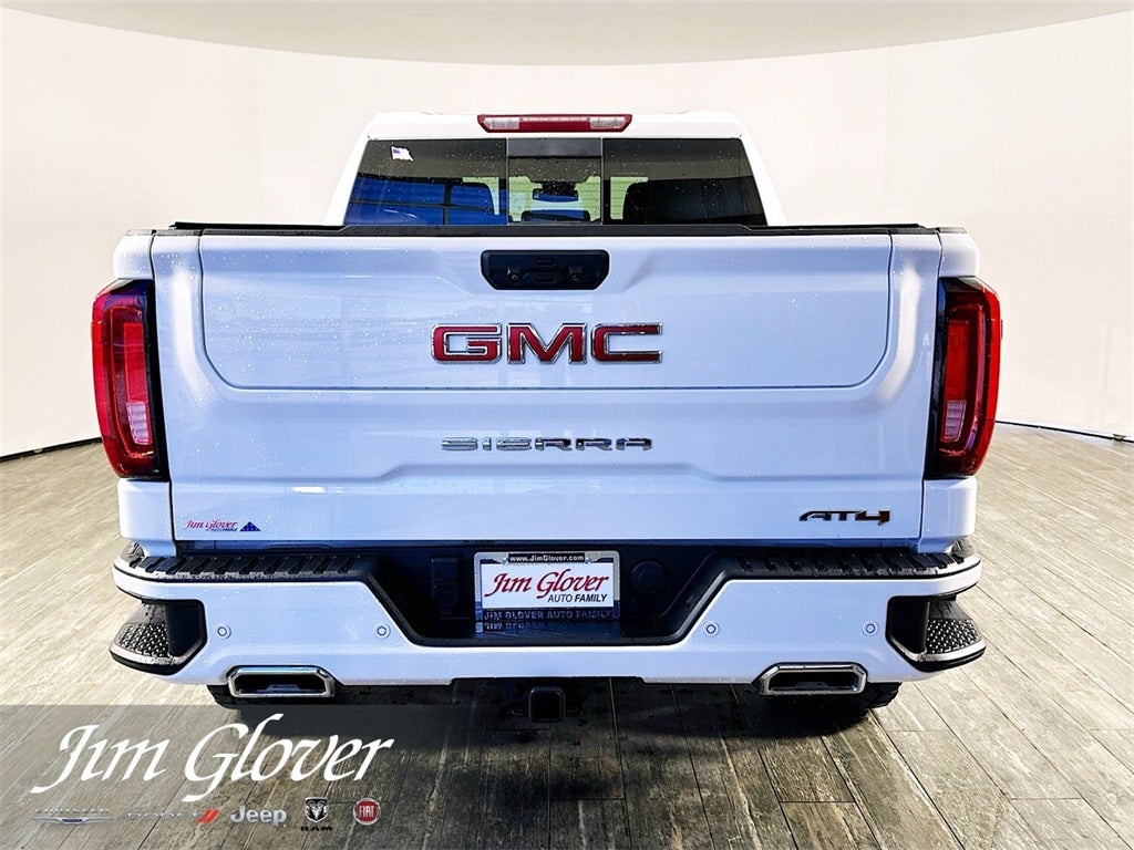 2023 GMC Sierra 1500 4WD Crew Cab Short Box AT4