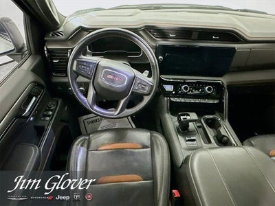 2023 GMC Sierra 1500 4WD Crew Cab Short Box AT4