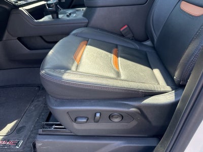2025 GMC Sierra 1500 4WD Crew Cab Short Box AT4