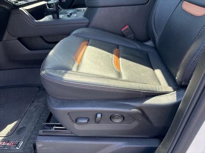 2025 GMC Sierra 1500 4WD Crew Cab Short Box AT4