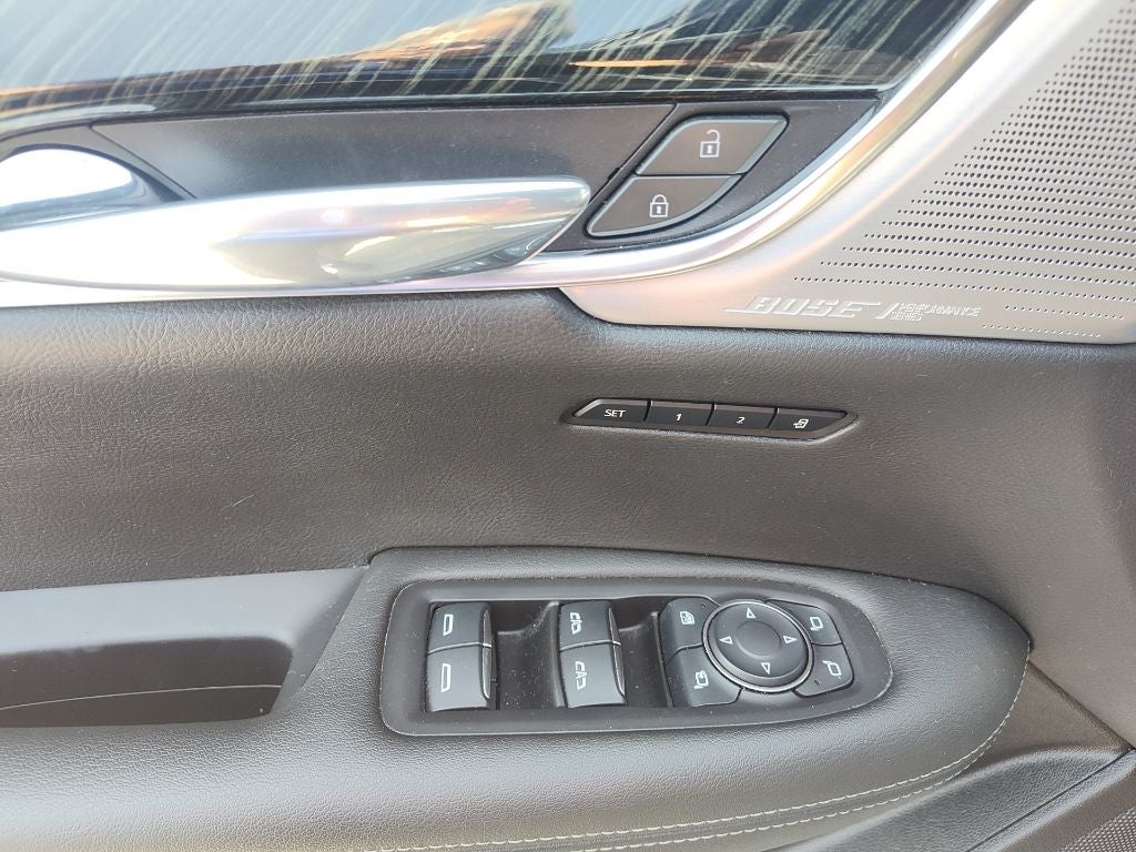 2023 Cadillac XT6 FWD Premium Luxury