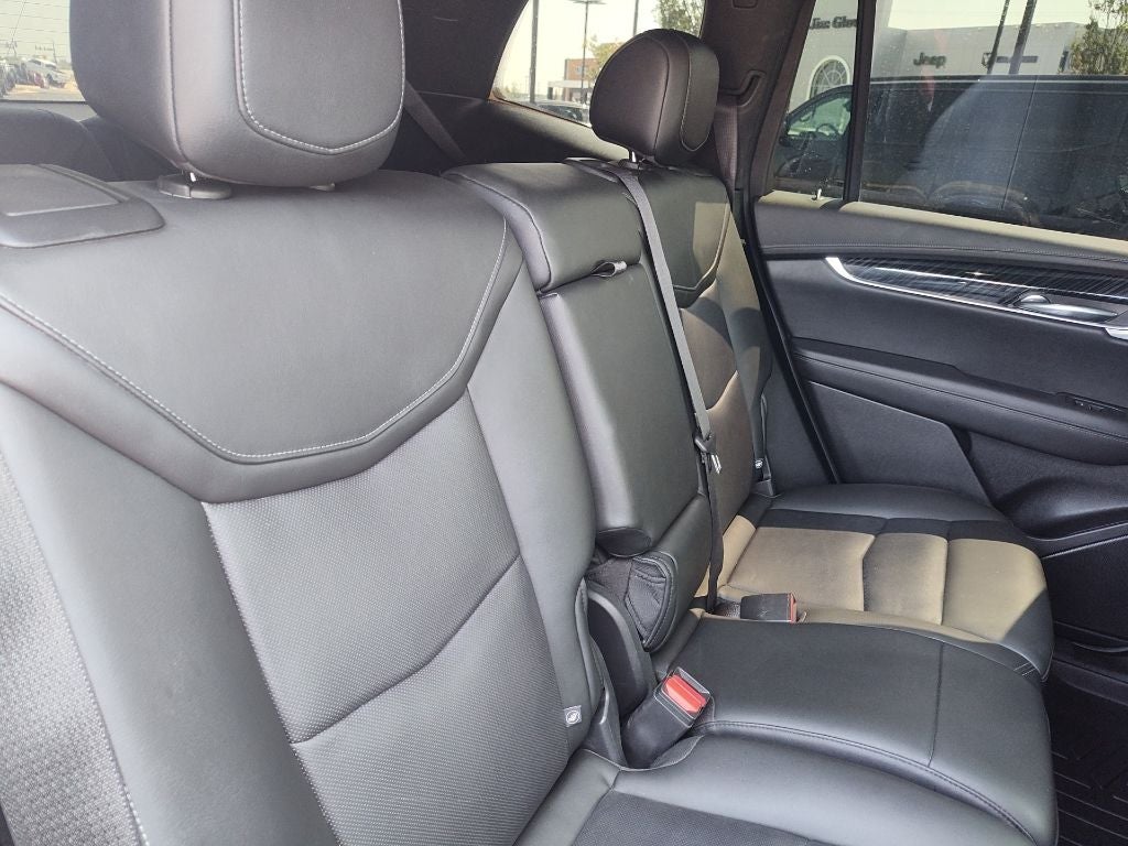 2023 Cadillac XT6 FWD Premium Luxury