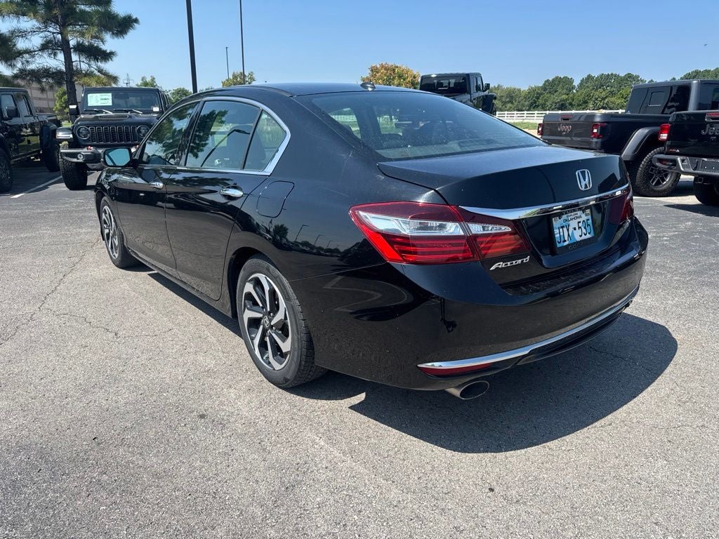 2017 Honda Accord EX-L w/Navigation and Honda Sensing