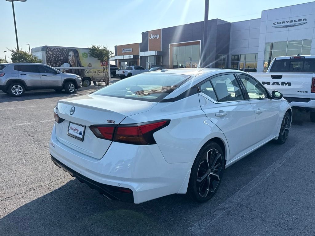 2025 Nissan Altima SR FWD