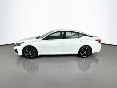 2025 Nissan Altima SR FWD