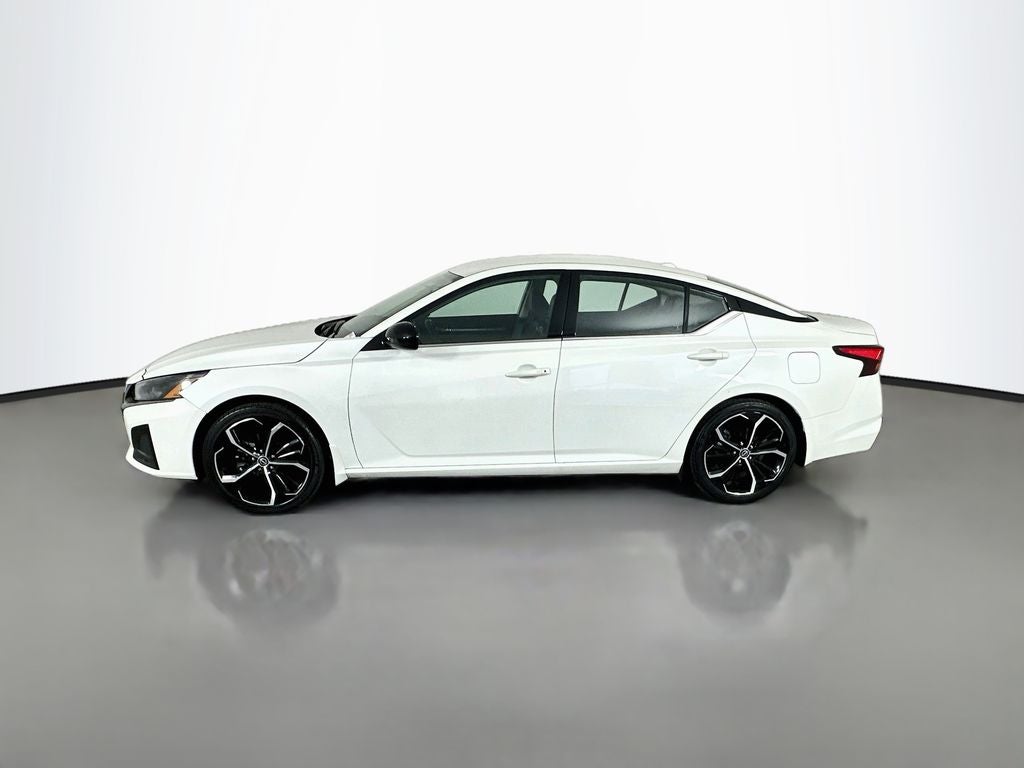 2025 Nissan Altima SR FWD