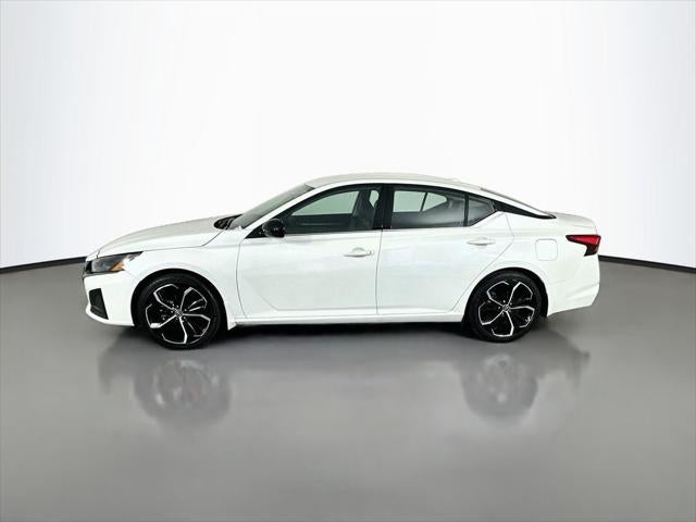 2025 Nissan Altima SR FWD