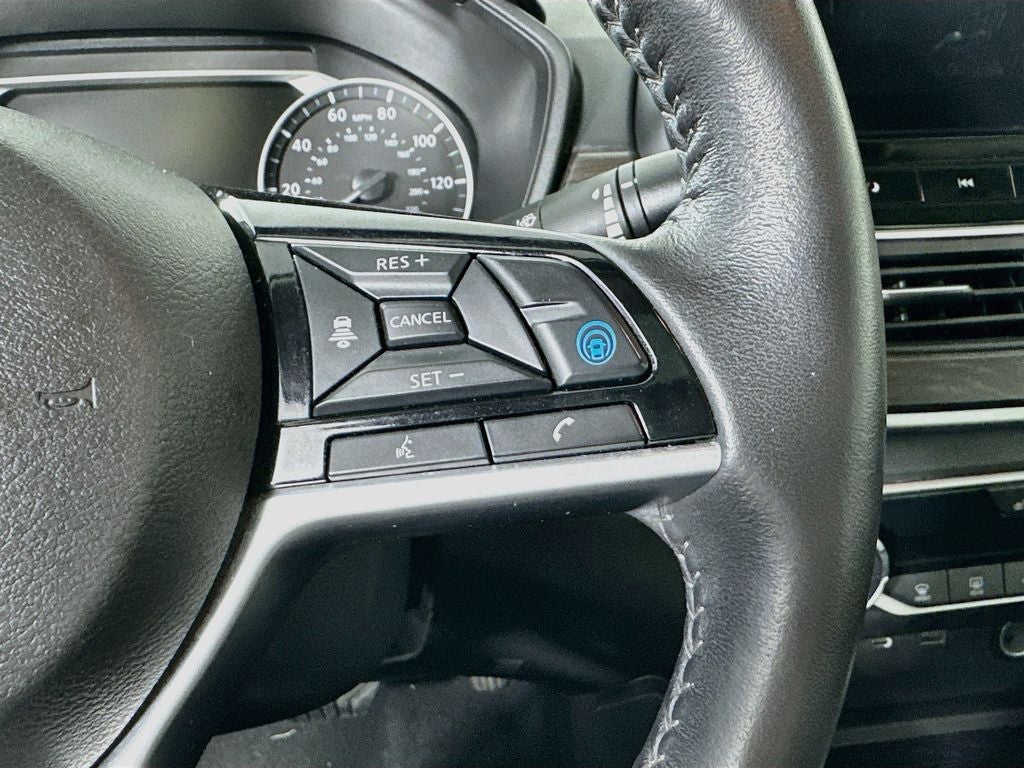 2024 Nissan Altima SL FWD