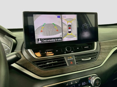2024 Nissan Altima SL FWD