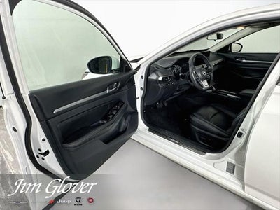 2024 Nissan Altima SL FWD