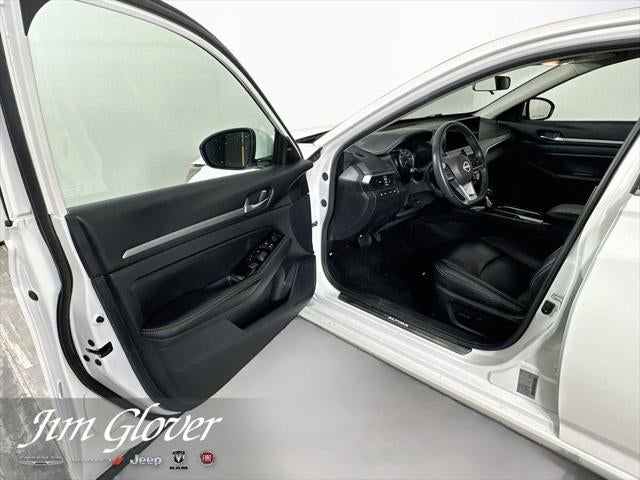 2024 Nissan Altima SL FWD