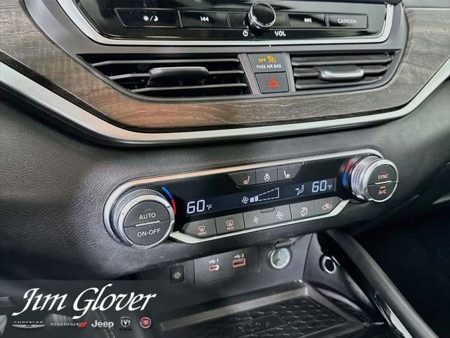 2024 Nissan Altima SL FWD
