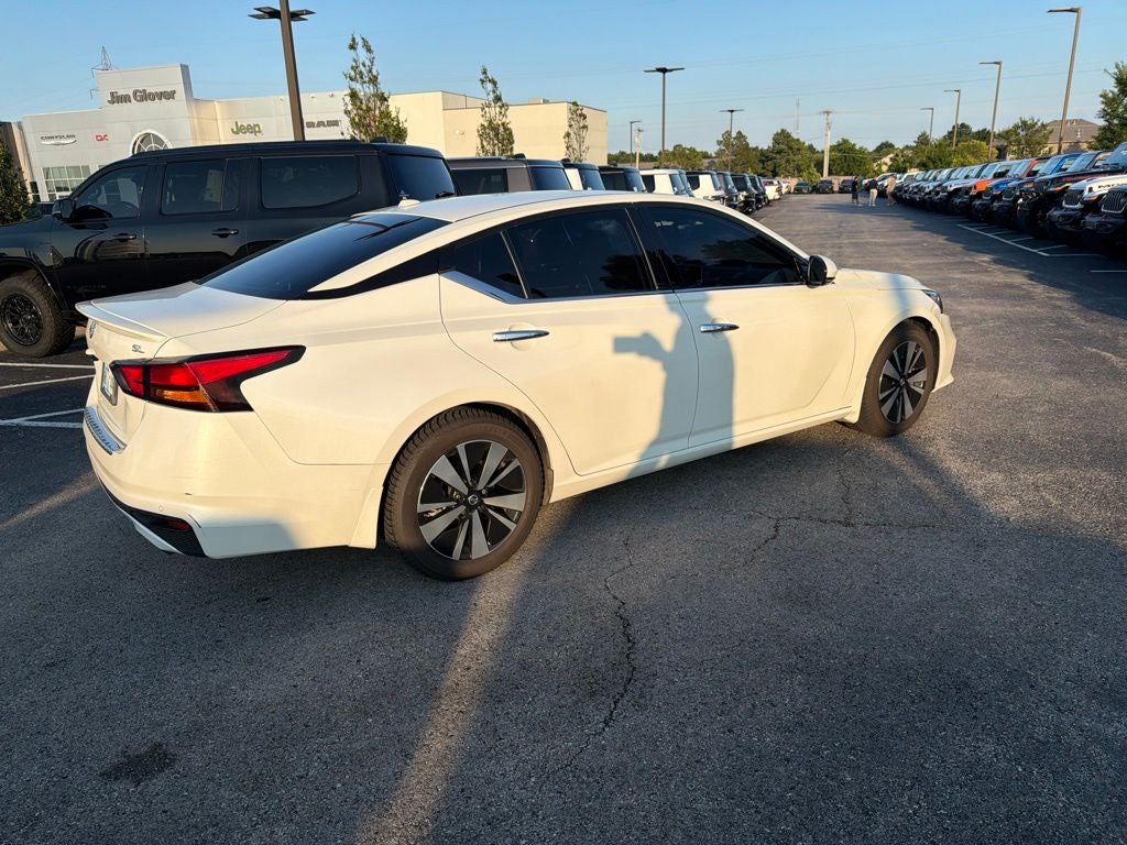 2022 Nissan Altima SL FWD