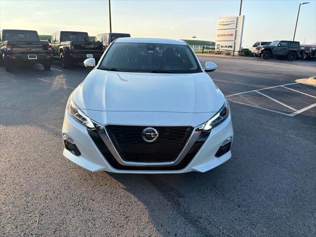 2022 Nissan Altima SL FWD