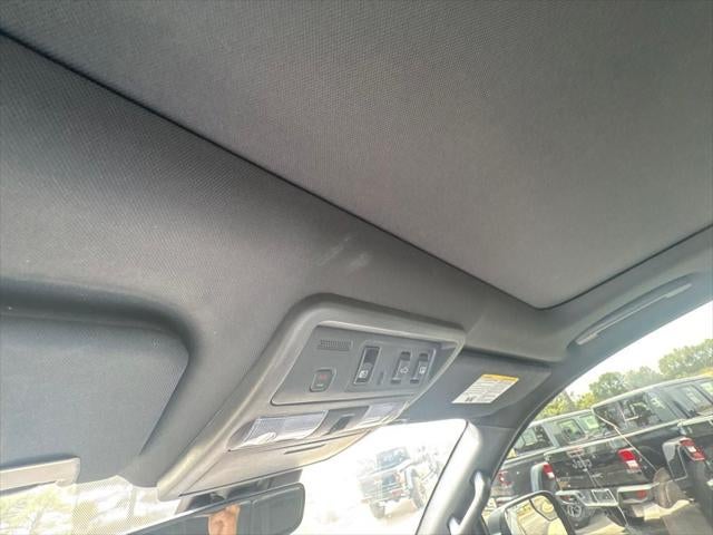 2023 Nissan Titan Crew Cab PRO-4X 4x4