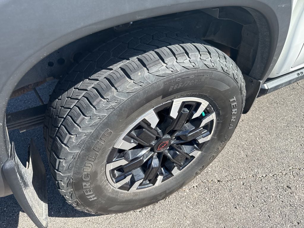 2022 Nissan Frontier PRO-X