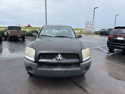 2007 Mitsubishi Raider LS