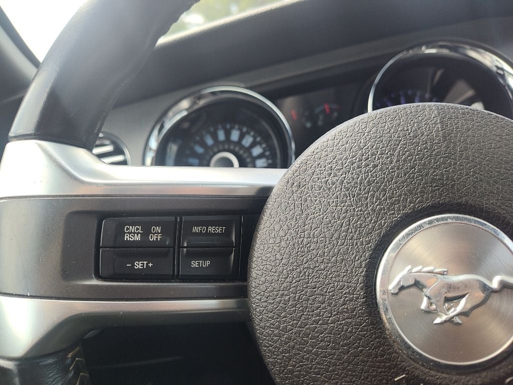 2014 Ford Mustang V6