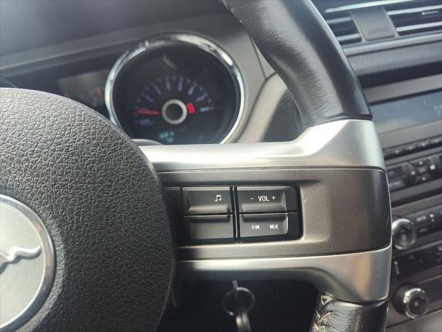 2014 Ford Mustang V6