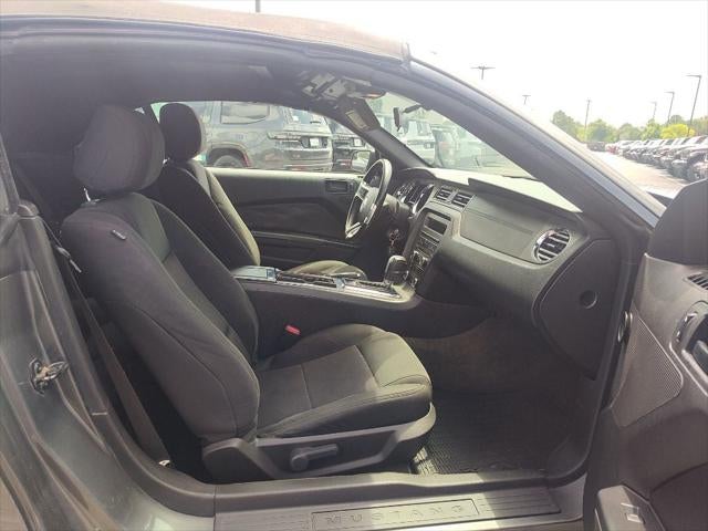 2014 Ford Mustang V6