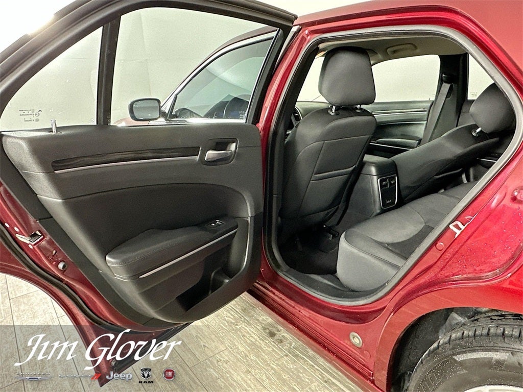 2020 Chrysler 300 Touring