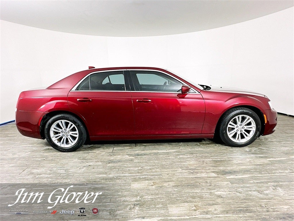 2020 Chrysler 300 Touring