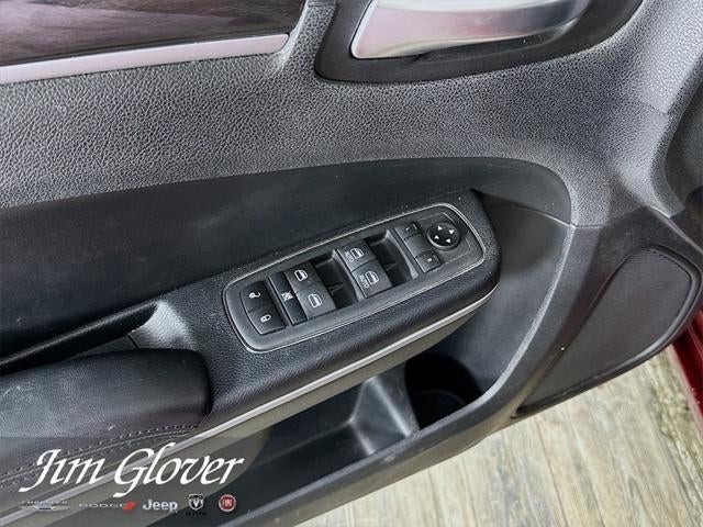 2020 Chrysler 300 Touring