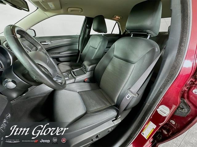 2020 Chrysler 300 Touring