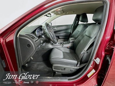 2020 Chrysler 300 Touring