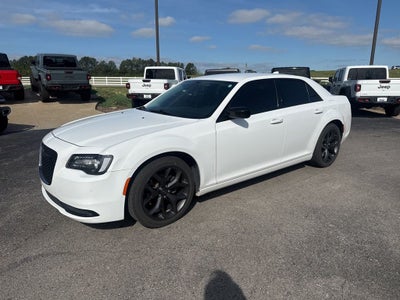2021 Chrysler 300 Touring