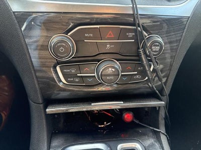2021 Chrysler 300 Touring