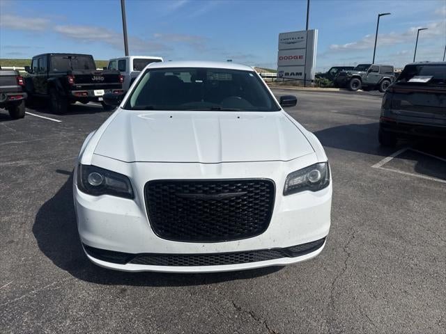 2021 Chrysler 300 Touring