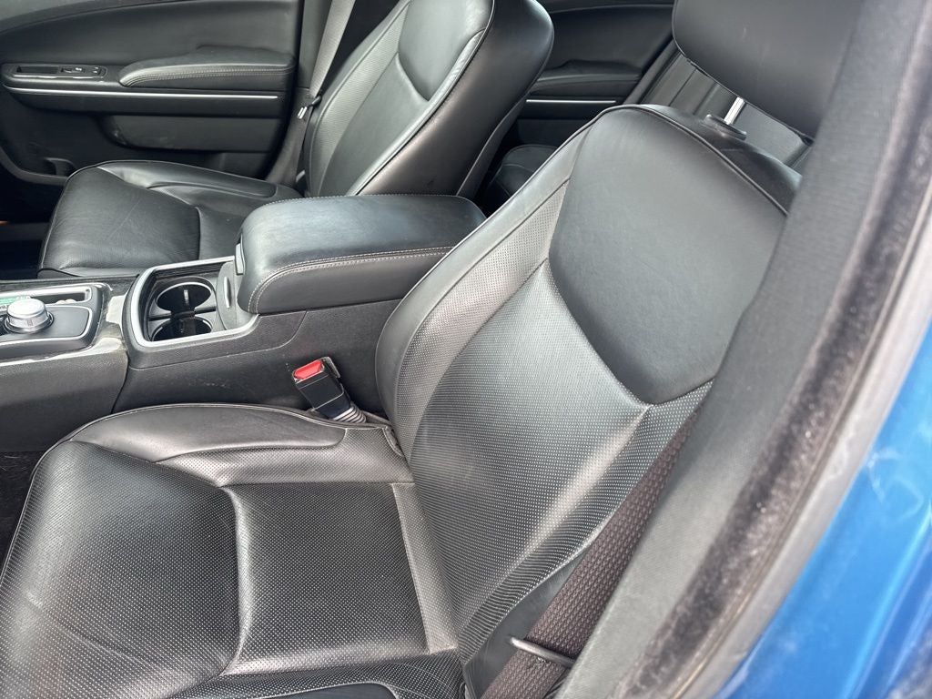 2021 Chrysler 300 Touring L